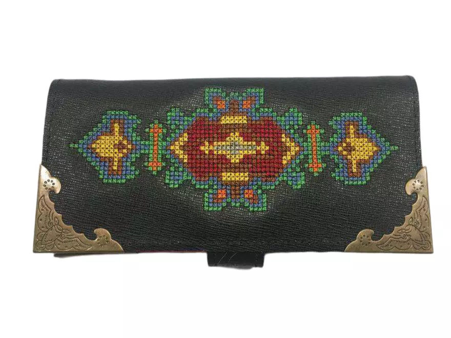 Hrizantina_Ladies_Wallet_Embroidery_Leather_Ivelina_1