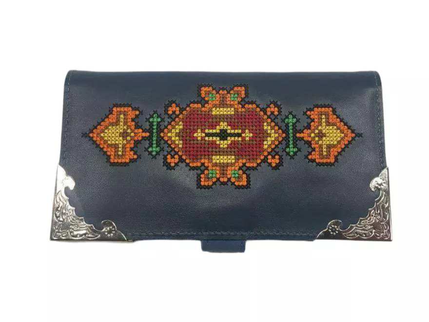 Lucy_Ladies_Wallet_Embroidery_Leather_Ivelina_1