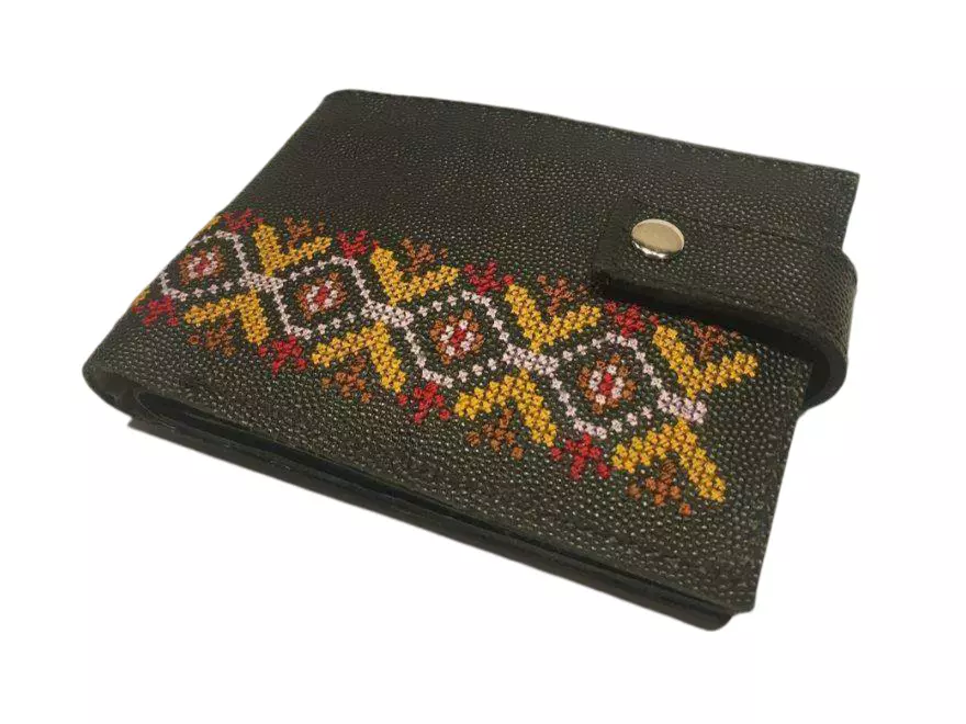 Marian_Mens_Wallet_Embroidery_Leather_Ivelina_3