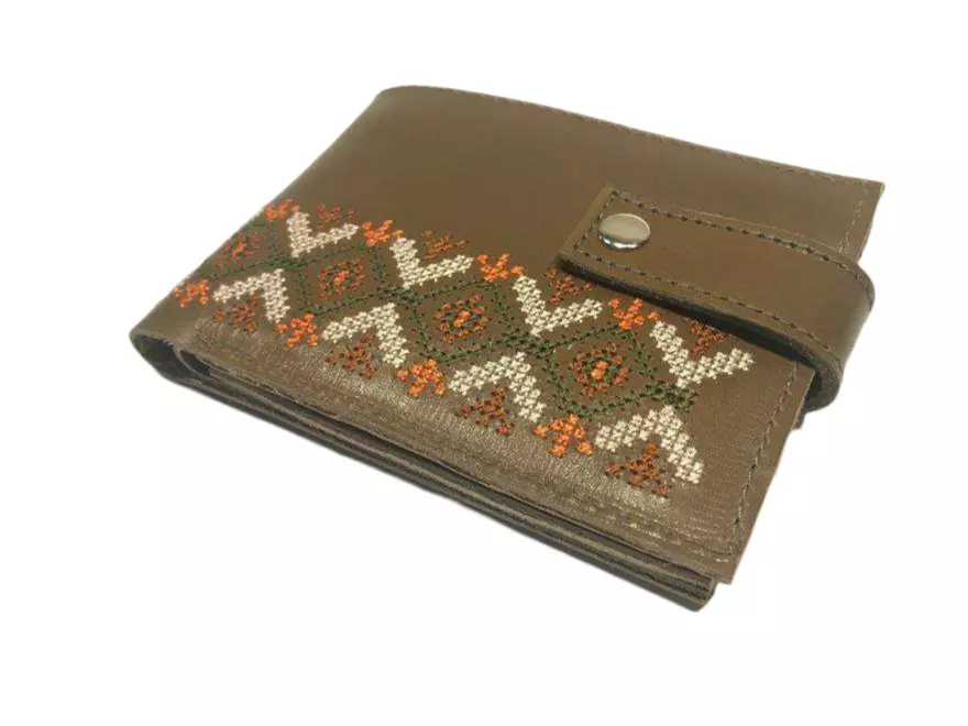 Noyo_Mens_Wallet_Embroidery_Leather_Ivelina_3