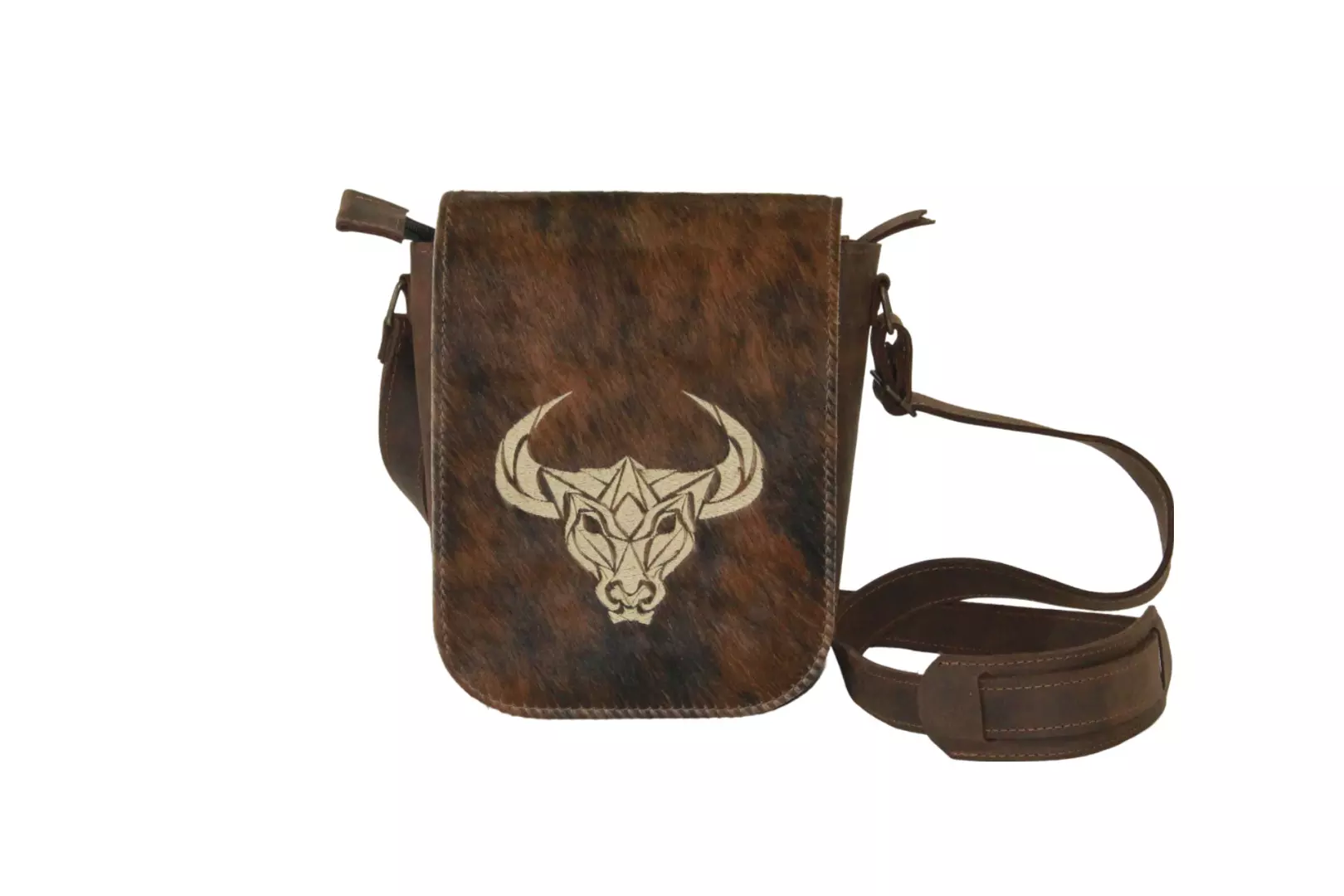 embroidery_fur_leather_bull_1