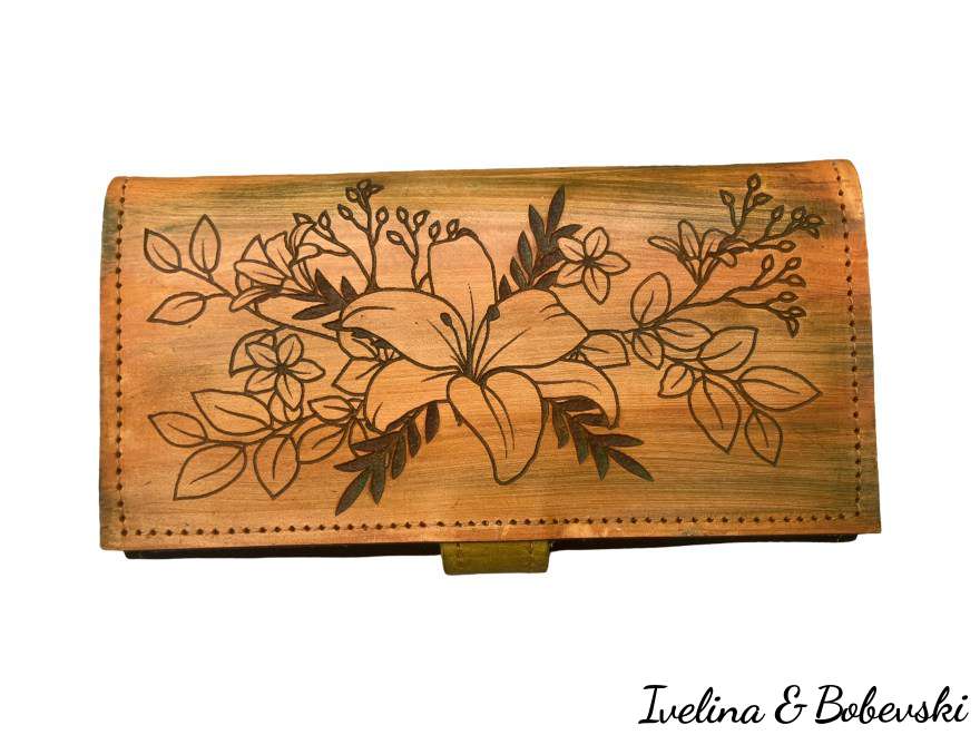 emgraved_leather_wallet_women_floral_1_1