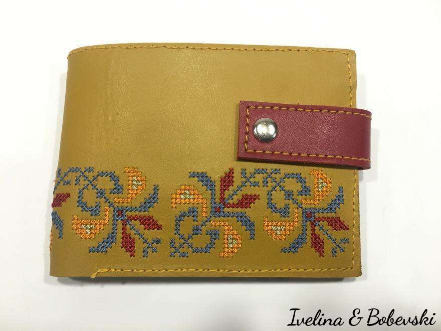 Kono_Mens_Wallet_Embroidery_Leather_Ivelina_1