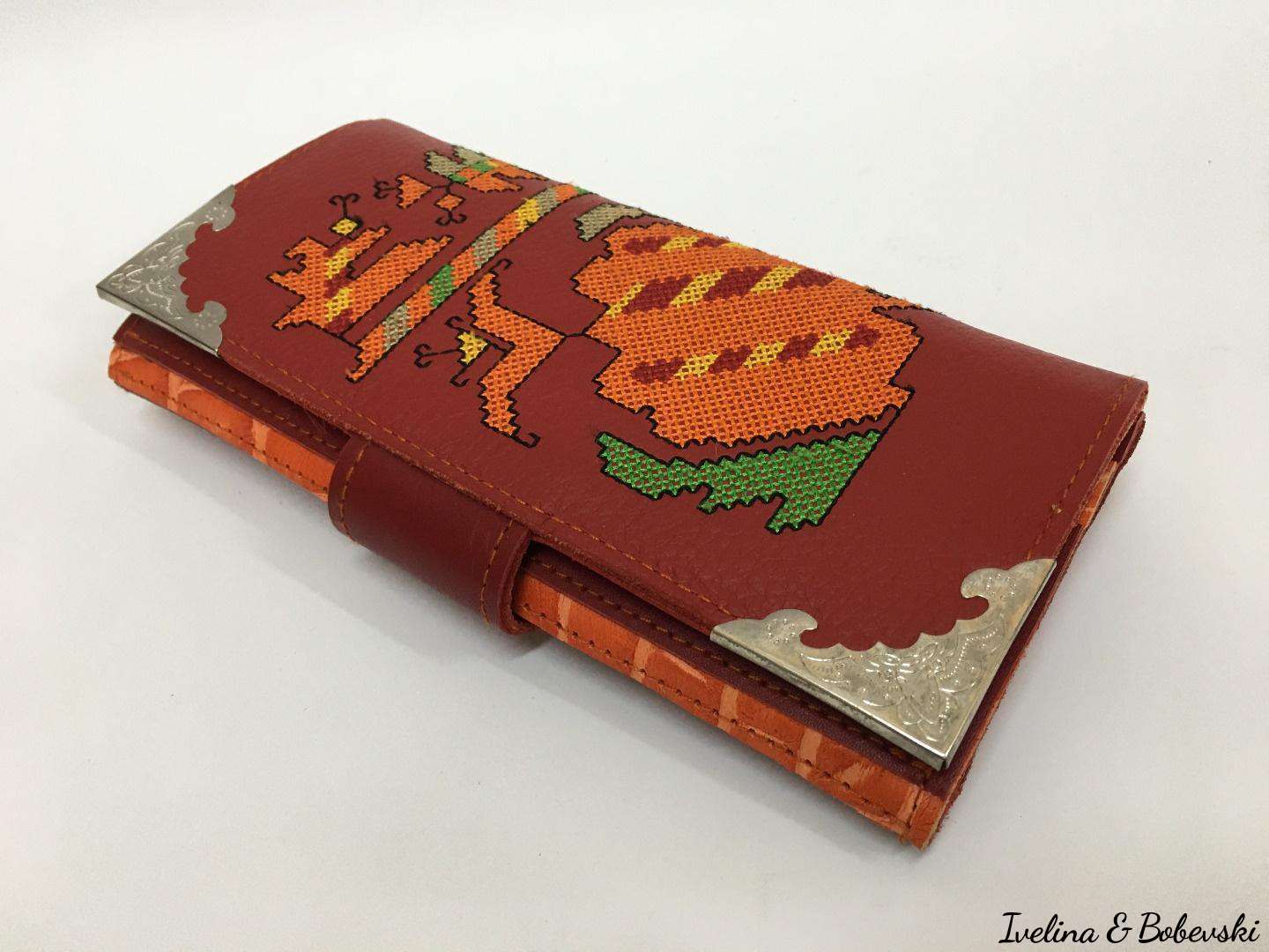 Ladies_Wallet_Embroidery_Leather_Ina_4