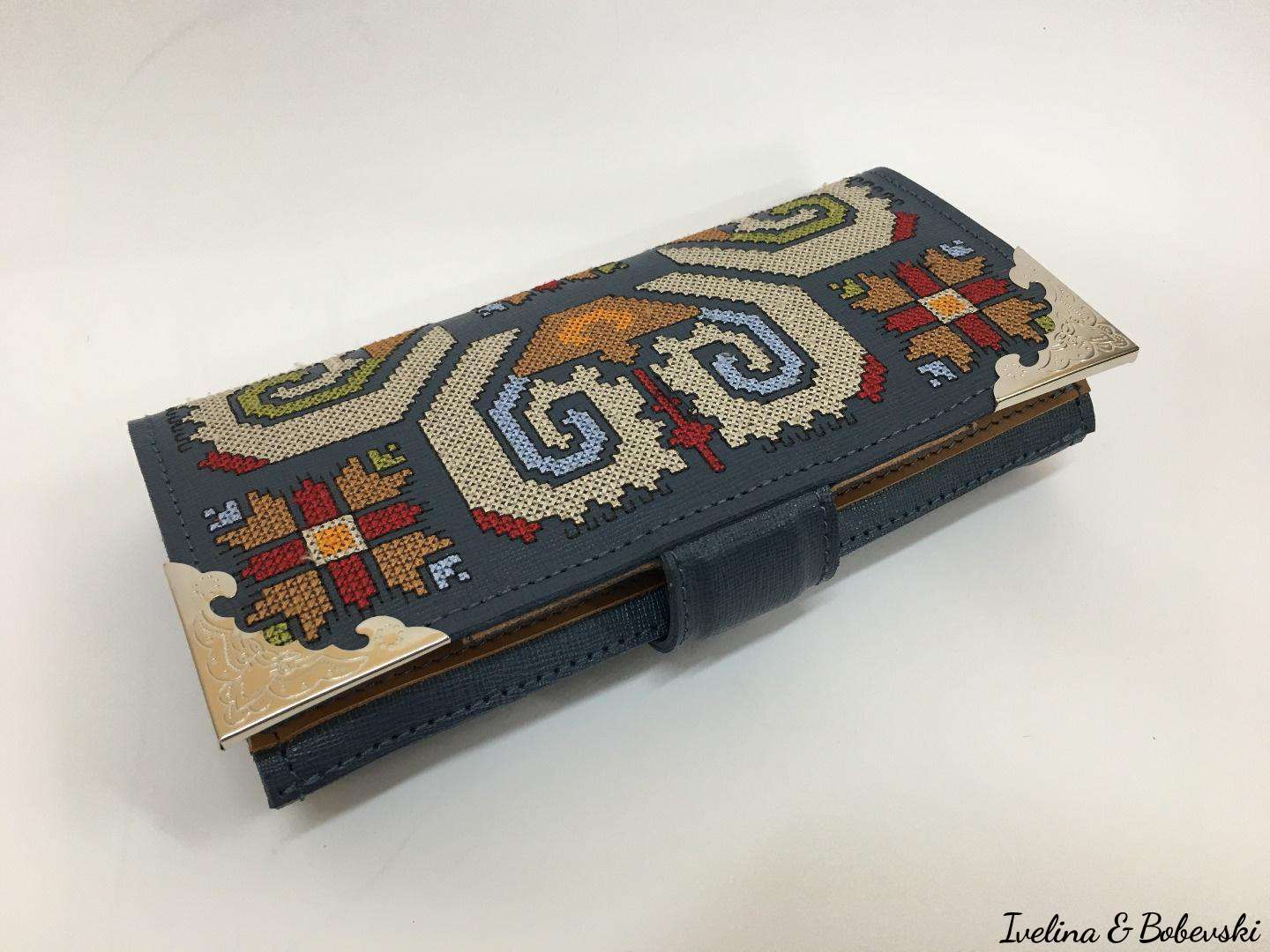 Ladies_Wallet_Embroidery_Leather_Salina_2