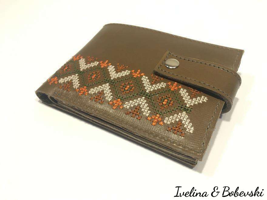 Noyo_Mens_Wallet_Embroidery_Leather_Ivelina_3