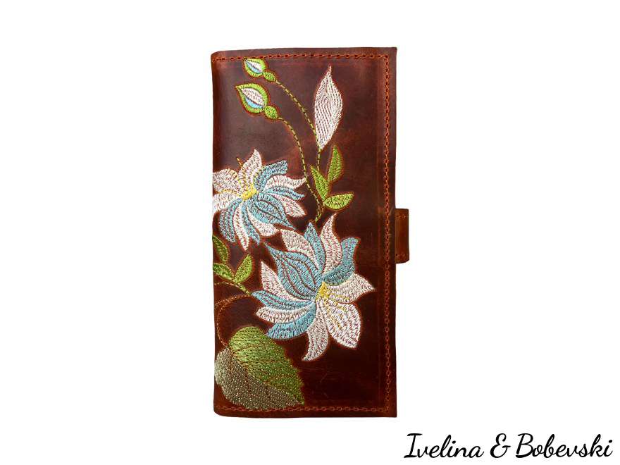 aroma_embroidery_ladies_leather_wallet_5_1