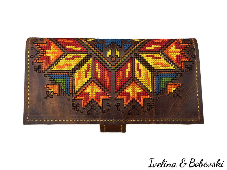 embroidered-ladies-wallet-winter-sun_1_1