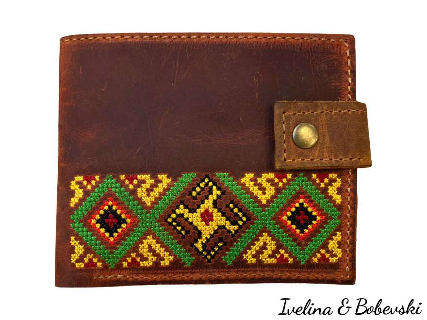 embroidery_leather_rhodope_mountains_mens_wallet_2_1