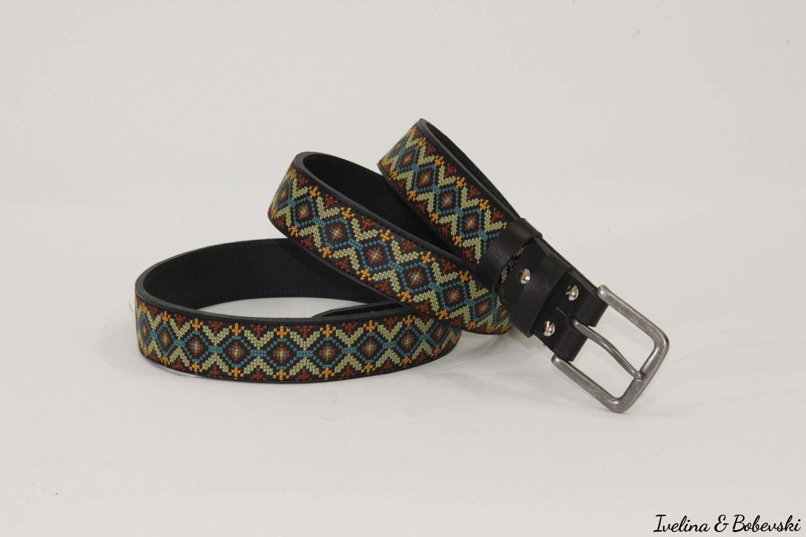 genuine_leather_embroidery_belt_sever_2_1
