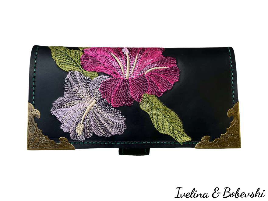 hibiscus_aroma_embroidery_leather_wallet_1_1