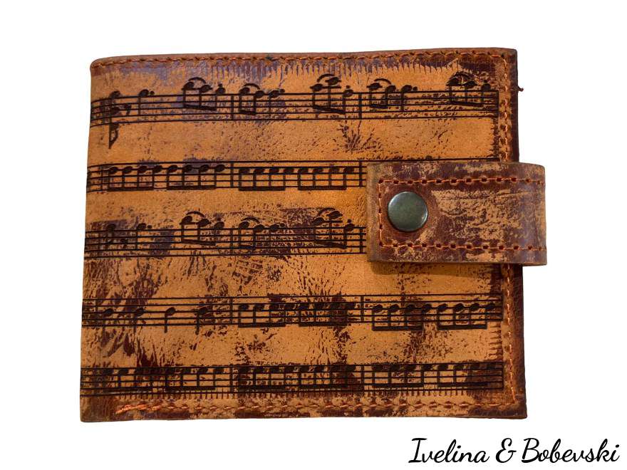 nfc_music_wallet_men_engraved_leather_mozart_eine_kleine_nachtmusik_1_1