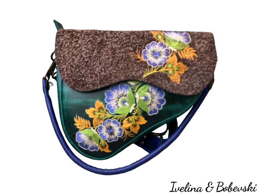 saddle_bag_crazy_horse_leather_embroidery_fur_ivelina_bobevski_1_1