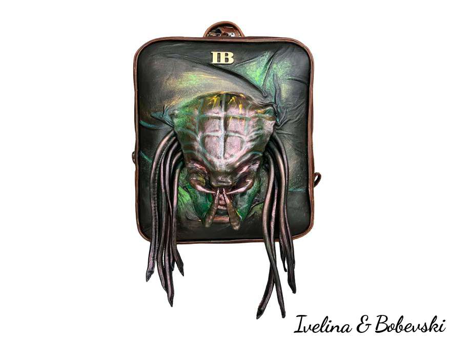 unisex-backpack-leather-sculpture-predator-1