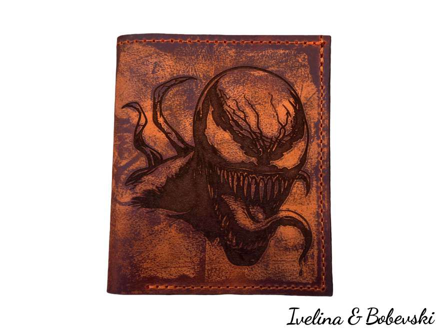 unisex_engraved_leather_wallet_venom_1_1