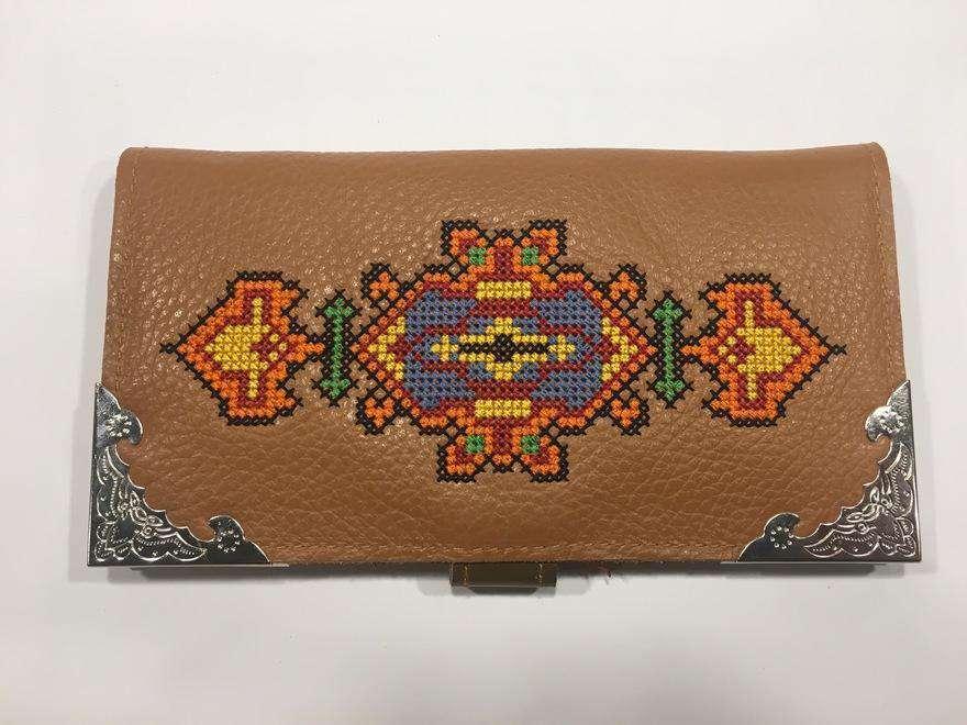 Pana_Ladies_Wallet_Embroidery_Leather_Ivelina_1.jpg