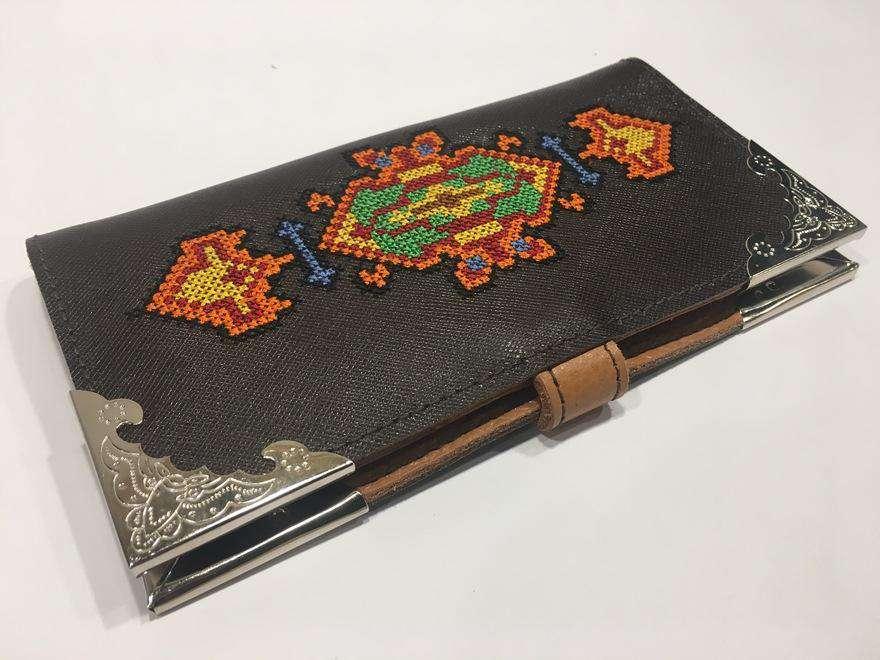 Charodeika_Ladies_Wallet_Embroidery_Leather_Ivelina_2.jpg