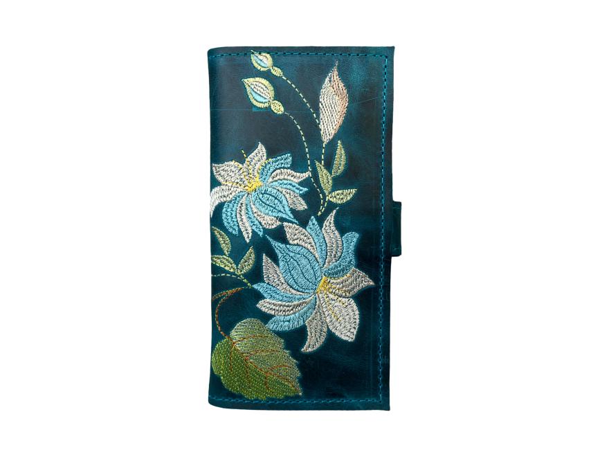 aroma_embroidery_ladies_leather_wallet_7_1.jpg