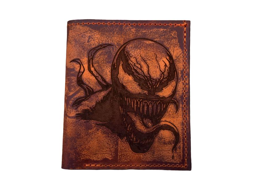 unisex_engraved_leather_wallet_venom_1_1.jpg