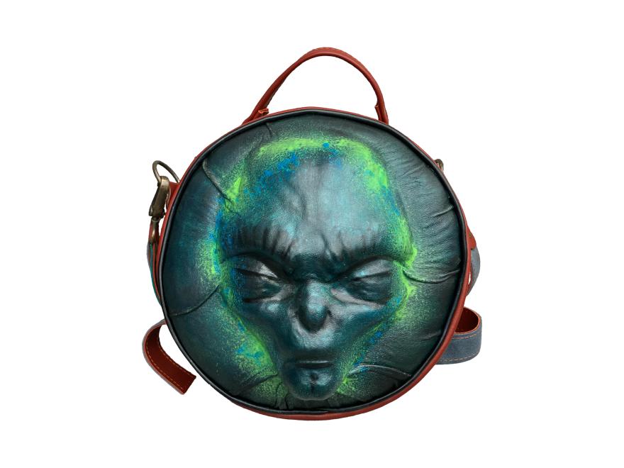 leather-sculpture-alien-ladies-bag-2-1.jpg