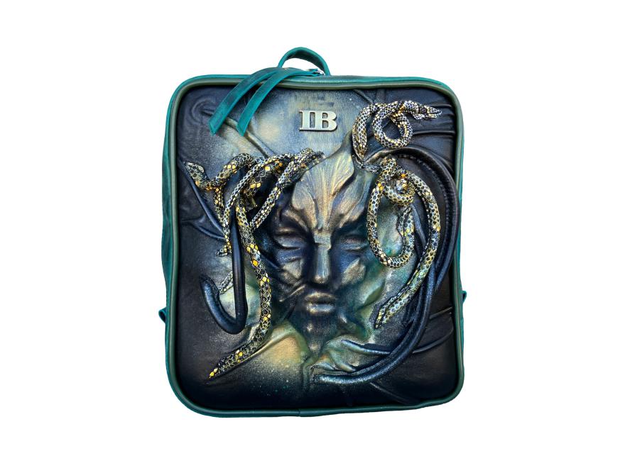 Ladies_Backpack_Leather_Sculpture_Gorgona_1_1.jpg